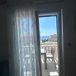 Baki * Podstrana